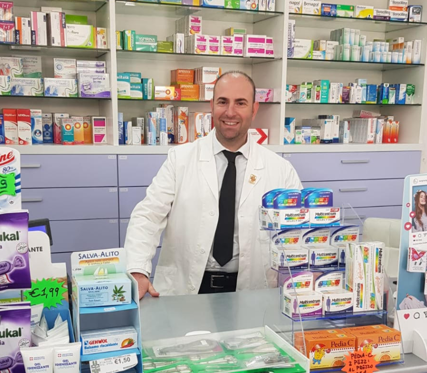 Farmacia con prodotti per la salute